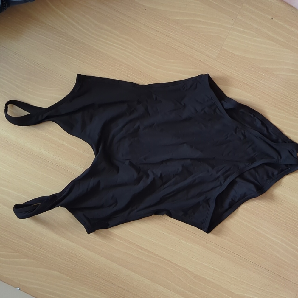 One piece suit